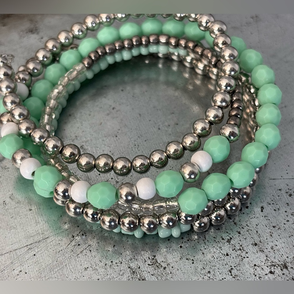 Teal Green and Silver 5 strand Memory Wire Bracelet